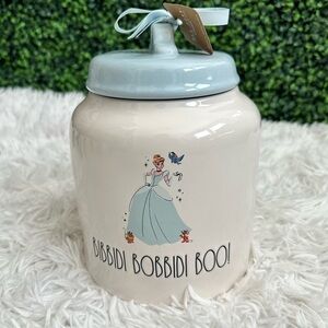 NWT ✨ Rae Dunn Disney Princess Cinderella Bibbidi Bobbidi Boo Wide Cookie Jar ✨